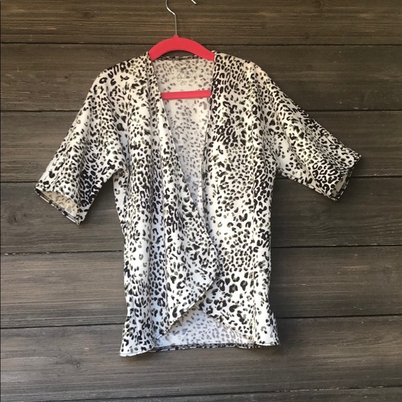 Toddler Leopard Kimono 4 4T Small Shop - Picture 2 of 6